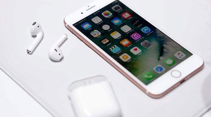 Apple to launch radical new iPhone