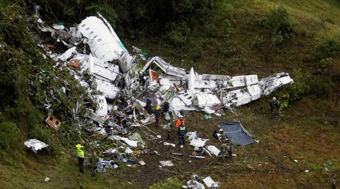 Soccer plane in Colombia crash was running out of fuel - recording