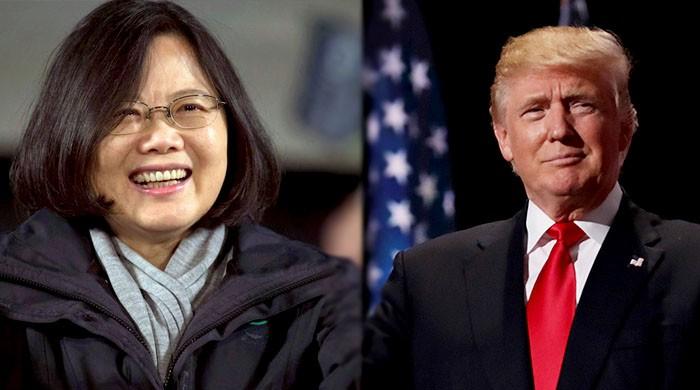 Trump speaks with Taiwan leader, risking Chinese anger