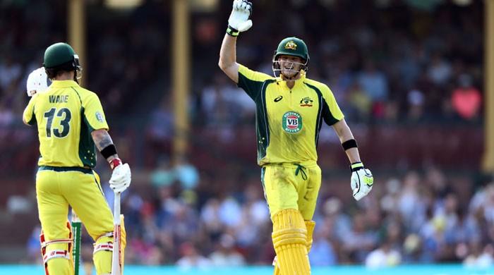 Smith slams 164 as Australia finish at 324-8 against NZ