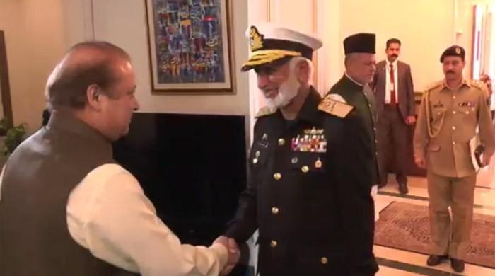Admiral Zakaullah calls on PM Nawaz Sharif