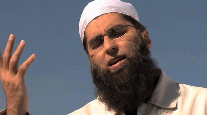 CNICs of Junaid Jamshed, wife found from PK-661 crash site