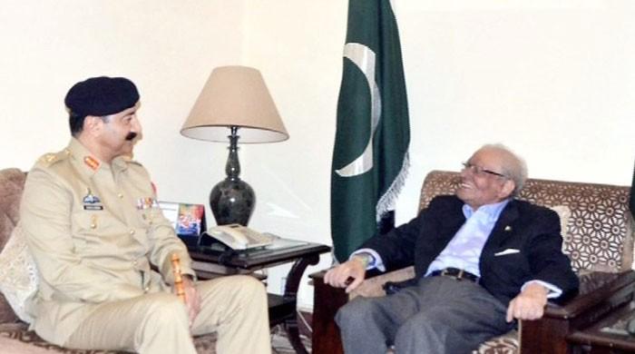 Corps Commander Karachi meets Governor Sindh