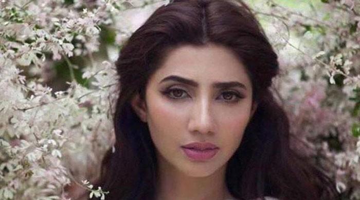 Mahira Khan celebrates birthday