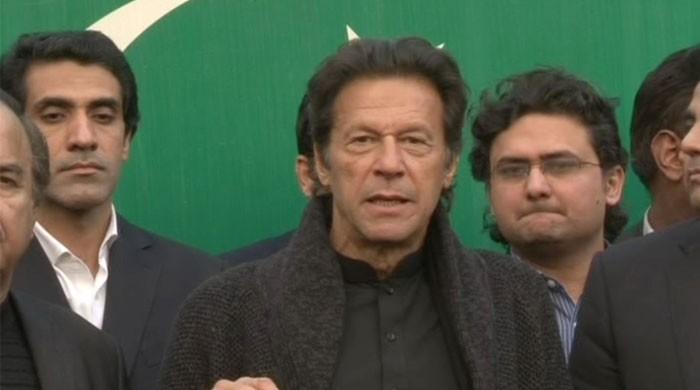 Imran slams government for hiding PM’s corruption