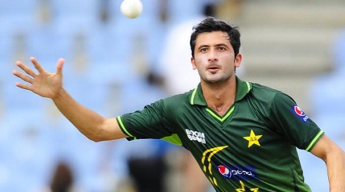 Junaid to replace Irfan in Australia