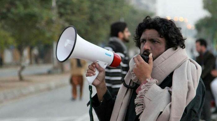Human Rights Watch urges Pakistan to investigate abduction of Salman Haider, other bloggers