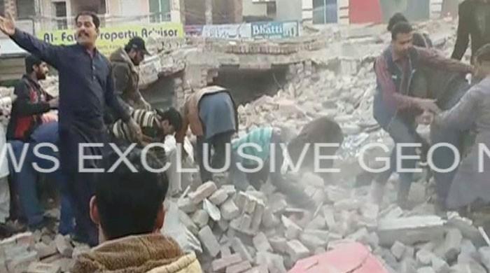 Two killed, several wounded in Multan building collapse