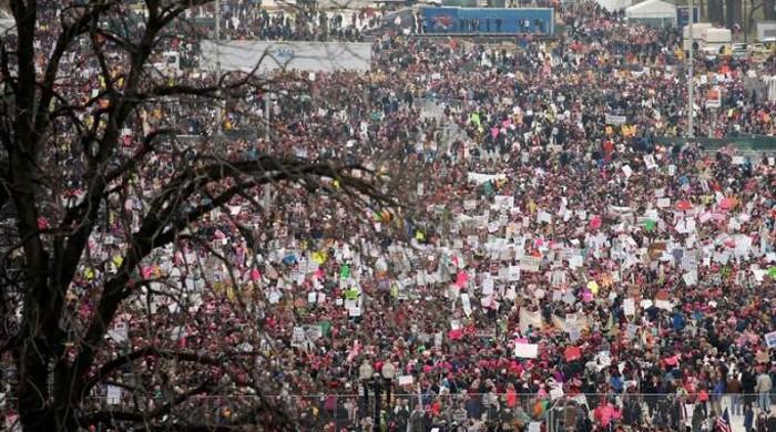 Women's anti-Trump march clogs Washington streets