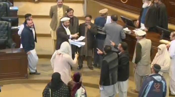 PML-N, PTI members face off in KP Assembly