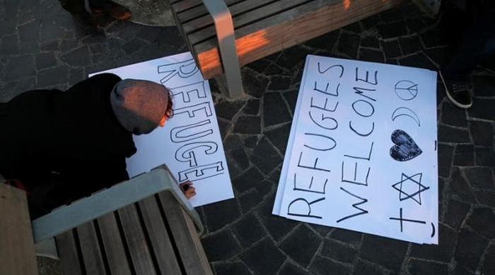 Global backlash grows against Trump's immigration order