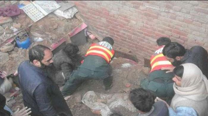 Two-storey building collapses in Gujranwala