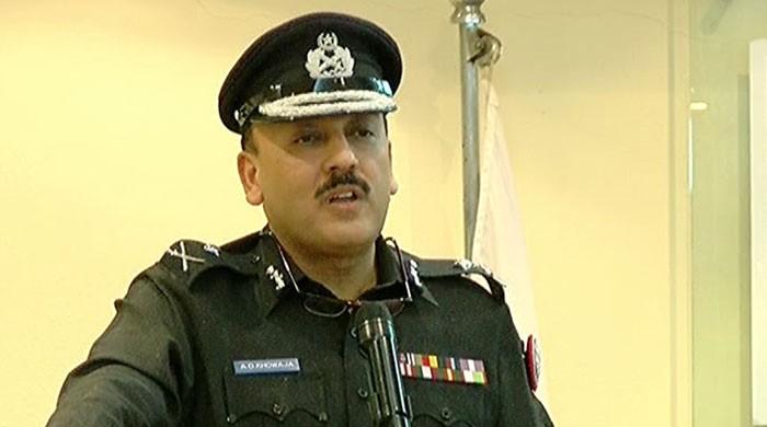 How long will Karachi police lean on Rangers, asks IG Sindh