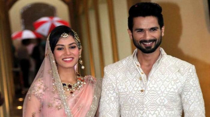 Daddy Shahid Kapoor shares a glimpse of his little daughter