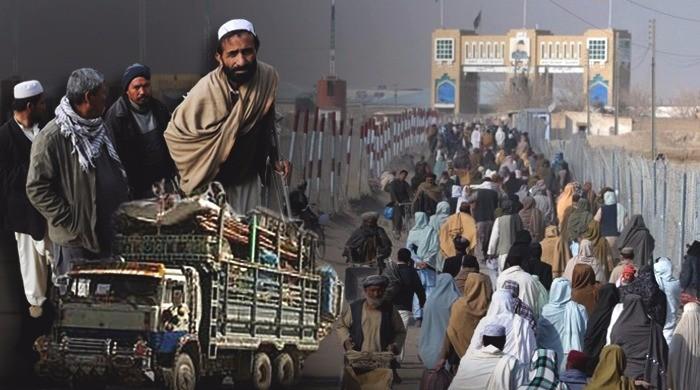 Pakistan Drives Out 600,000 Afghan Refugees: HRW Report