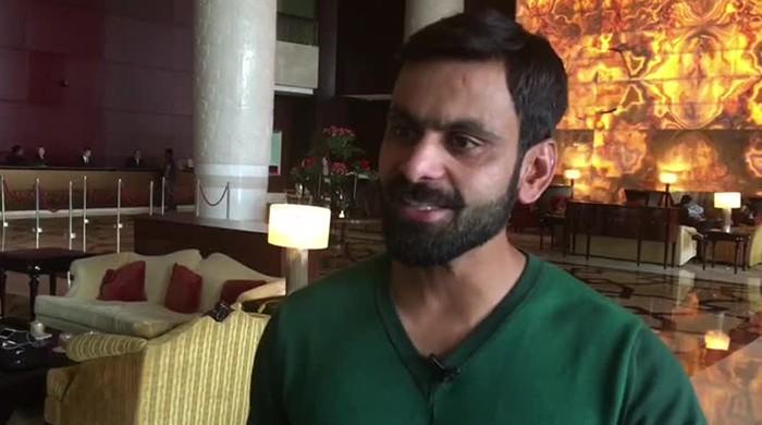 Hafeez aims for trophy, vows to get back his batting form
