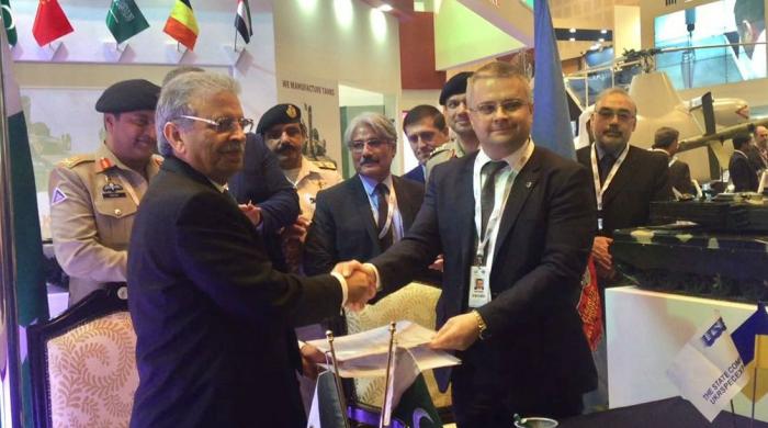 Pakistan, Ukraine strengthen ties, sign MoU on defence