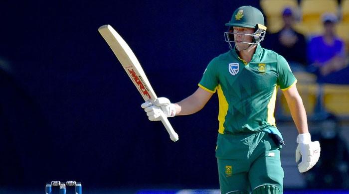 De Villiers shines as S. Africa seal heavy win against NZ