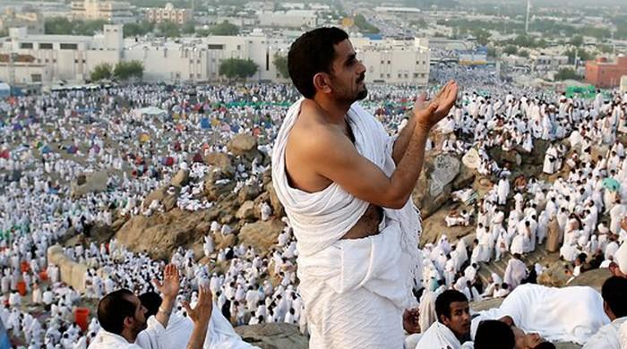 Apex court warns Govt, NAB, FIA others of prosecution if pilgrims defrauded