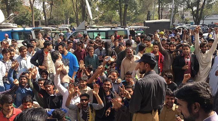 Charged fans clash in Lahore for PSL final tickets