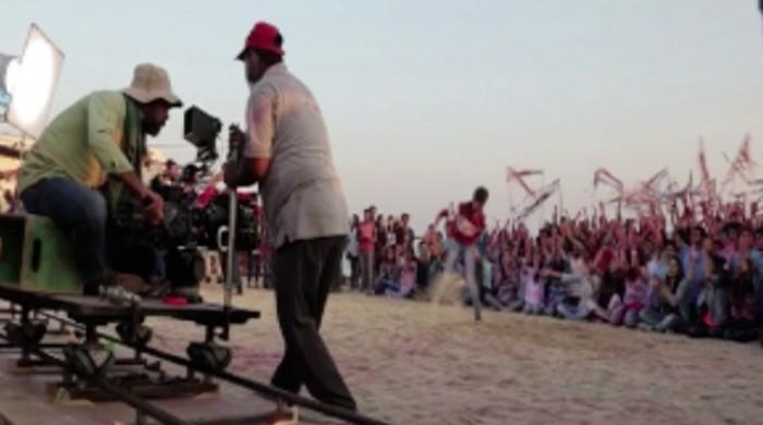 Maan Jao Naa — First Look of behind the scenes filming with cast & crew