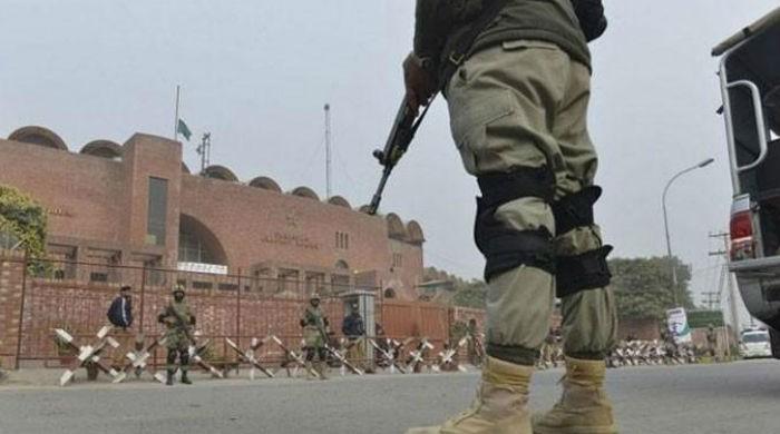 Rangers, Police arrest 33 suspects in Punjab: ISPR