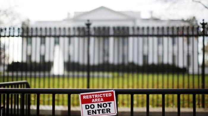 Person in custody after incident at White House gates: Secret Service