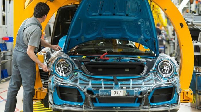 Porsche celebrates record year with '911' bonus payout