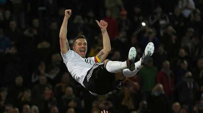 Podolski hits Germany winner against England to sign off in style