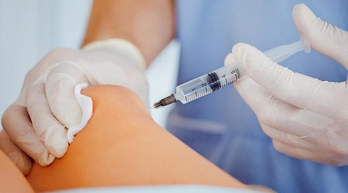 Can sugar injections help ease knee joint pain?