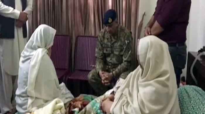 COAS visits family of martyred Major Mudassar