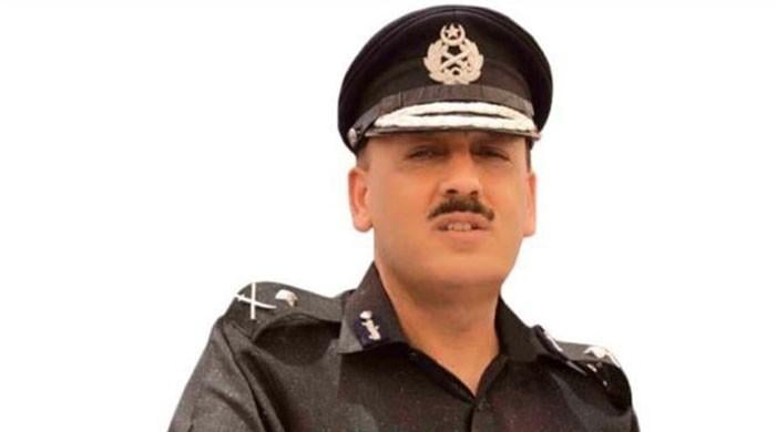 IG Sindh AD Khawaja decides to not attend office on Monday to avoid clash: sources