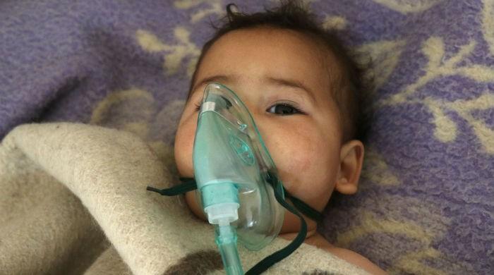 Syria civil war: UN calls emergency talks after 'gas attack'