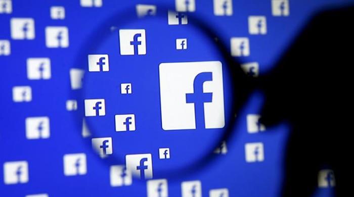 Facebook adds tips for spotting 'fake news'