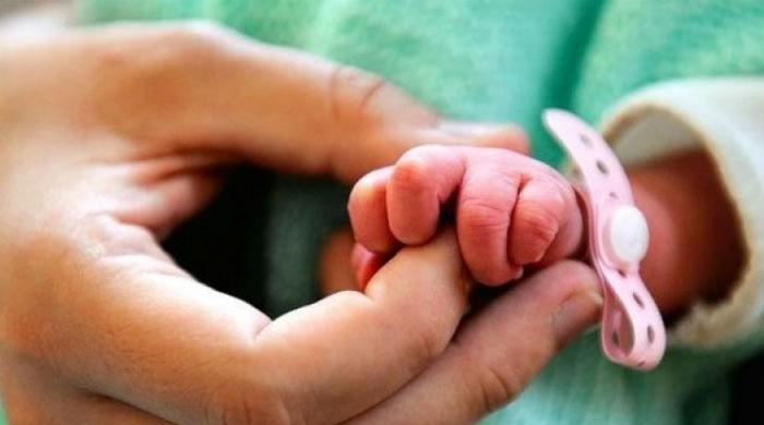 12-hour-old baby girl left for dead in Karachi fails to survive