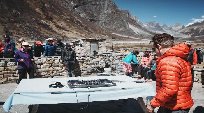 British DJ to perform world´s highest gig on Everest
