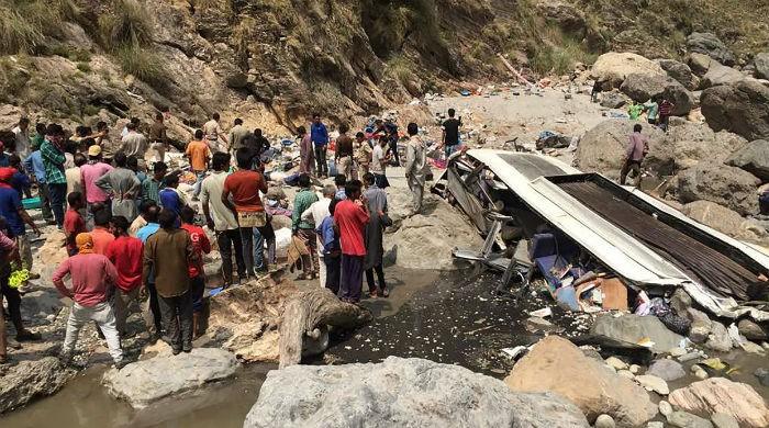Bus crash kills 44 in northern India