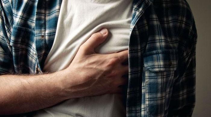 Many people stop taking life-saving drugs after heart attacks