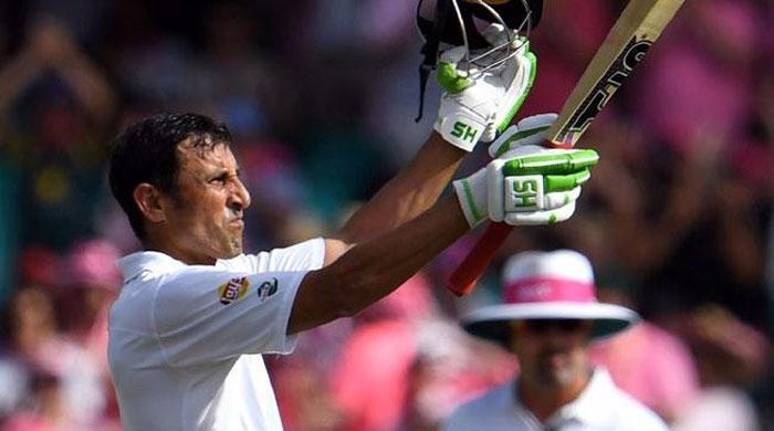 ‘Unique’ Younis eyes final Test milestone