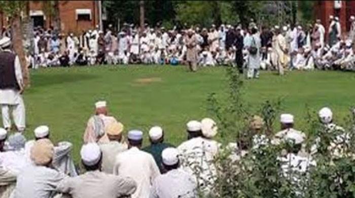Afghan, Pakistan tribal elders hold peace gathering