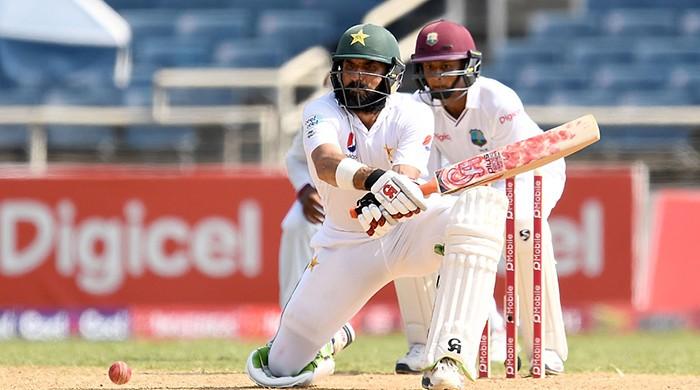 Misbah moves into top 20 of Test batsmen