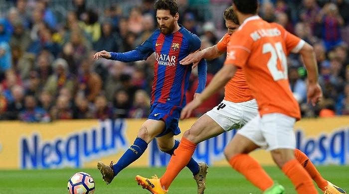 Madrid hit Deportivo for six, Barca relegate Osasuna