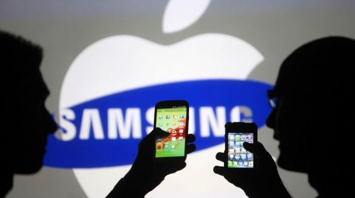 Samsung, Apple keep top spots in smartphone market