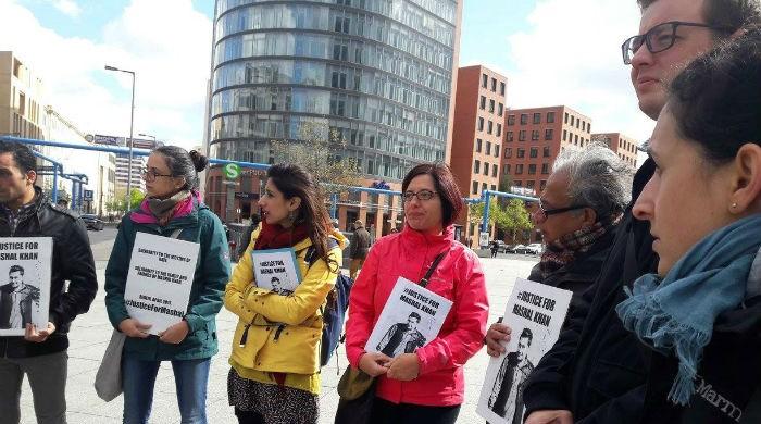 Pakistanis in Berlin hold vigil to remember Mashal Khan