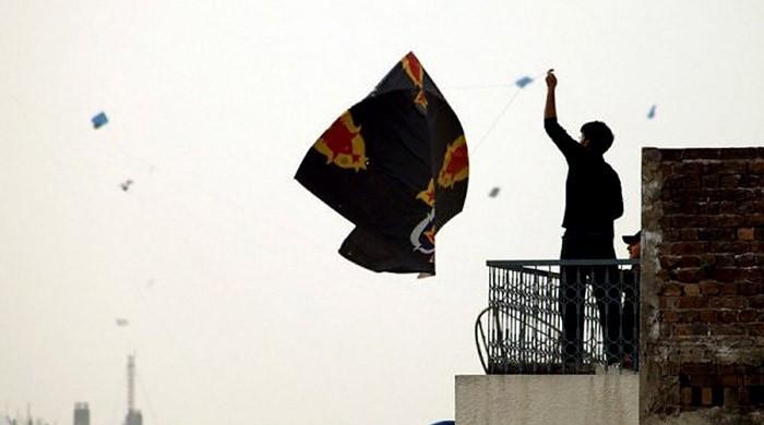 Crackdown against kite flyers in Lahore, 63 arrested