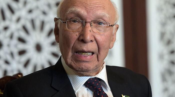 Indian proposal for bilateral talks on Kashmir no longer credible: Sartaj Aziz