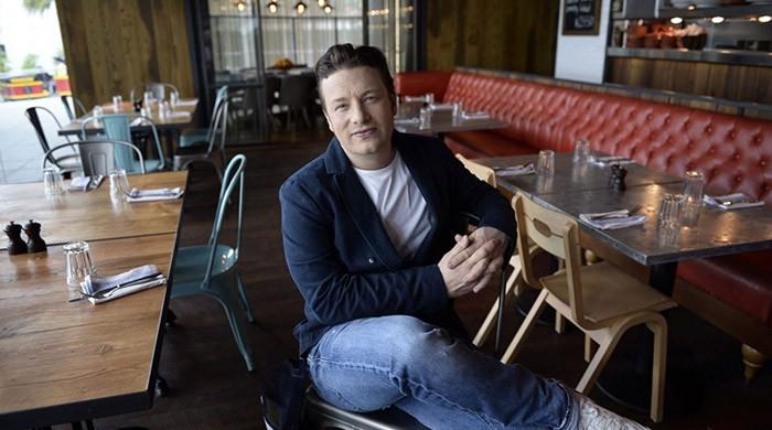 Celebrity chef Jamie Oliver sparks fish fuss in Iceland