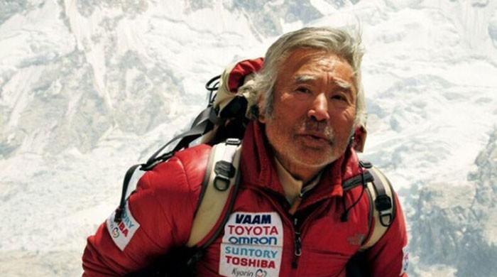 85-year-old dies on Everest during world record bid