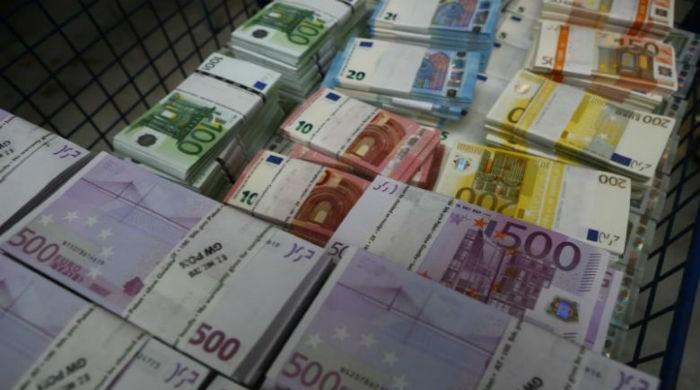 Moment of truth for the euro as France votes