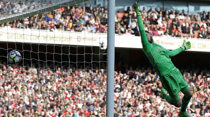 Slick Arsenal end United's long unbeaten run